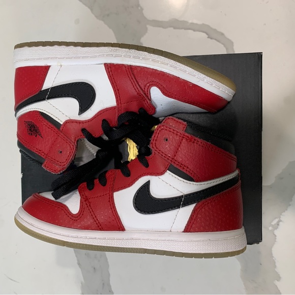 Jordan x Marvel Retro High Spider-Man Origin Story (TD) size 10c